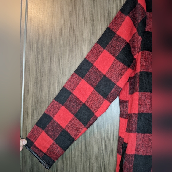 BluIvy Buffalo Plaid Flannel Cardigan Jacket, Medium - Picture 8 of 10